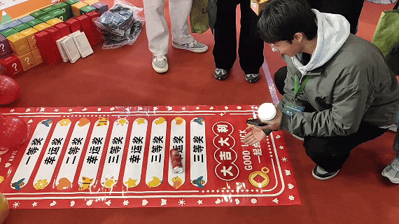 燃爆成都管網(wǎng)展，施羅德展位首日人氣爆棚！